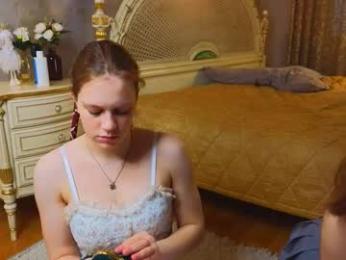 ozellaelazegui webcam chaturbate model stream image