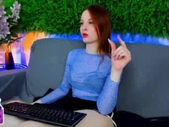 aprilavery webcam model stream image