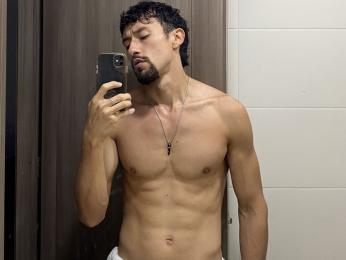 TylerMoren webcam model stream image