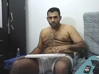 AlphaLatinoBear webcam model stream image