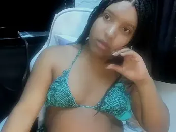 ShanayaKops webcam model stream image