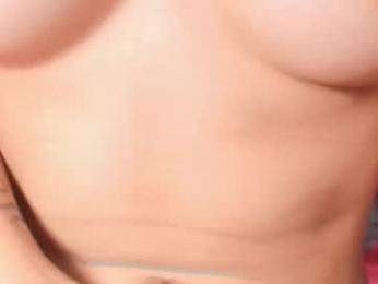 sharlott_kiss webcam model stream image