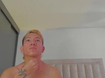 iamjulian_ webcam model stream image