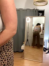 Chloe-taa webcam model stream image