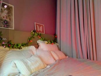 AmelyLil webcam model stream image