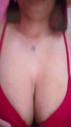 Shopiashe webcam model stream image