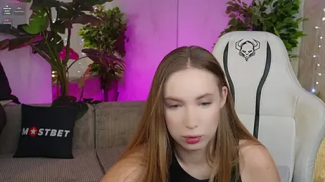 Linda054 webcam model stream image