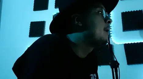 byme_hot webcam model stream image