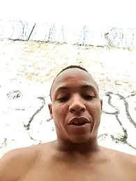 Andreskelly webcam model stream image