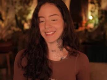 effylowell_ webcam model stream image