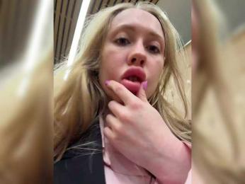 LiiBaby webcam bongacams model stream image