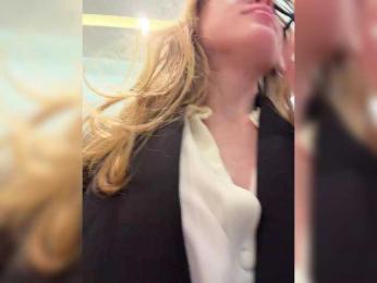 LiiBaby webcam model stream image