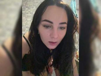 CrystalAndDavis webcam model stream image