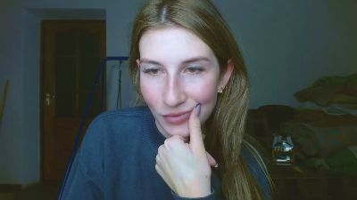 Evelyn_21_m webcam model stream image