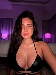 Lizhush_ webcam model stream image