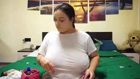 adelline webcam model stream image