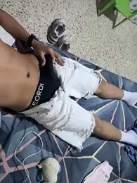 adam_lovee webcam model stream image