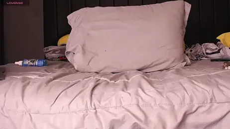 dirty_27cms webcam model stream image