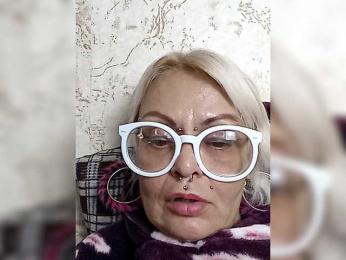 GardenerofIllusions webcam model stream image