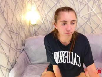 CharmingLIA webcam model stream image