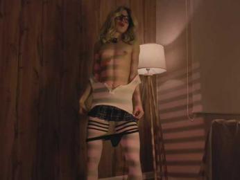 Maddison webcam model stream image