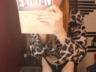 Chloe Valentinee webcam model stream image