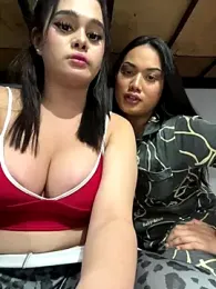 SassaLilly webcam model stream image