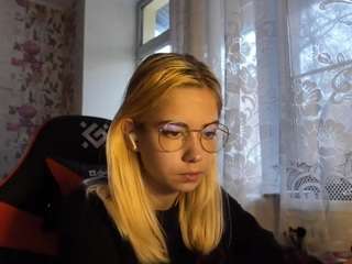 zolaheimrich webcam model stream image