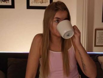 CarrieBradshaww webcam bongacams model stream image