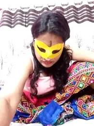 Gullapi webcam model stream image