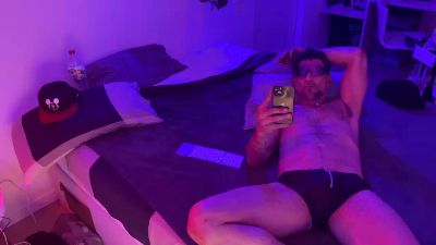 ReVersablepig webcam model stream image