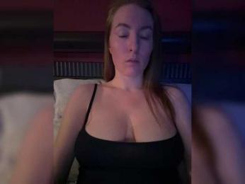 Rinaaamur webcam bongacams model stream image