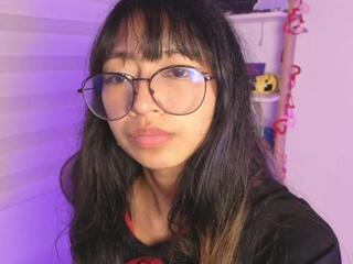 Yuna Winx webcam model stream image