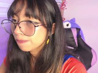 Yuna Winx webcam model stream image