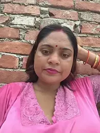 Aanushaka webcam stripchat model stream image
