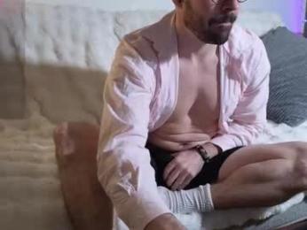 britishpoet webcam model stream image