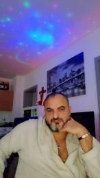 lion435 webcam model stream image