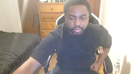 Breadwinnah webcam model stream image