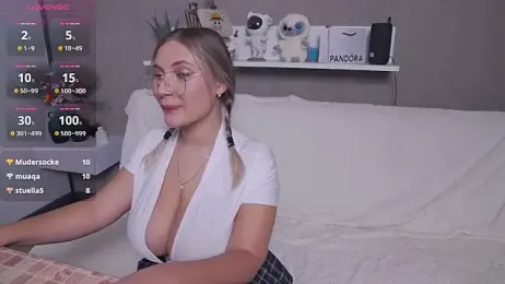 DakotaMae webcam model stream image