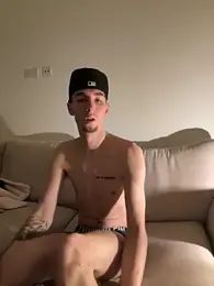 MikesWood21 webcam model stream image