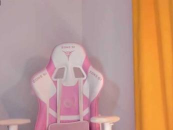 CutieSue webcam model stream image