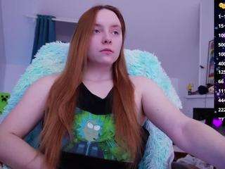 yummyg1rl webcam model stream image