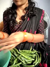 Telugu-Rowdy-pilla webcam model stream image