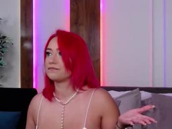 emyhilton_ webcam model stream image