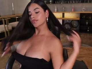 jennifer-rodriguez webcam model stream image