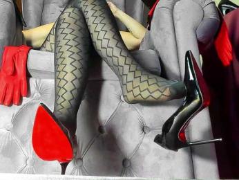 LadyLeather webcam model stream image