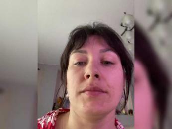 KatrinZeta webcam model stream image