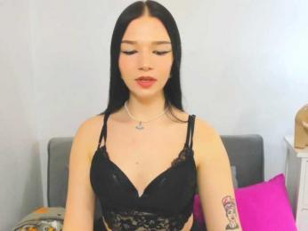 AvaPretty webcam model stream image