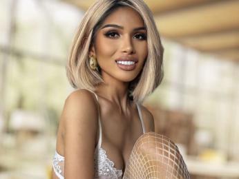 ShantalMolly webcam model stream image