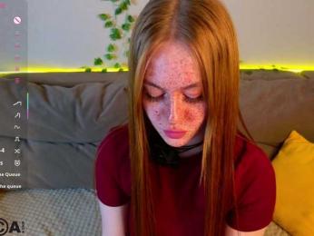 Roxy-Sunny webcam model stream image